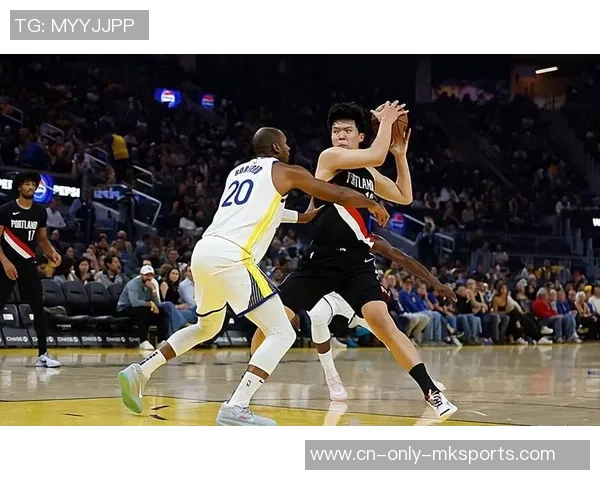 杨瀚森2分1板1助攻1帽开拓者掀翻骑士完毕3连败，米切尔33+5+5